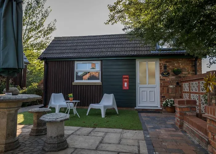 Lincoln Holiday Retreat Little House With Private Hot Tub