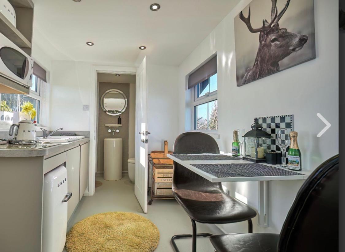 Holiday home Retreat Little House With Private Hot Tub *