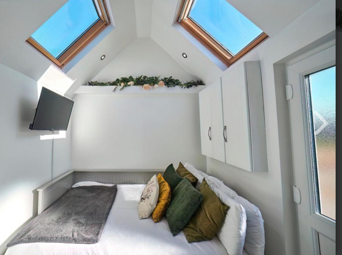 Retreat Little House With Private Hot Tub Holiday home